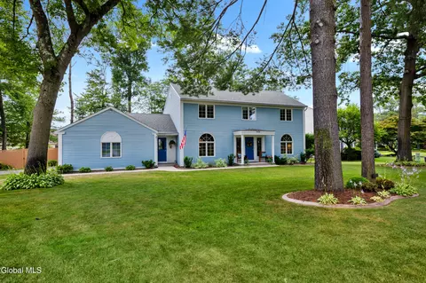 658 Salvia Ln, Schenectady, NY 12303