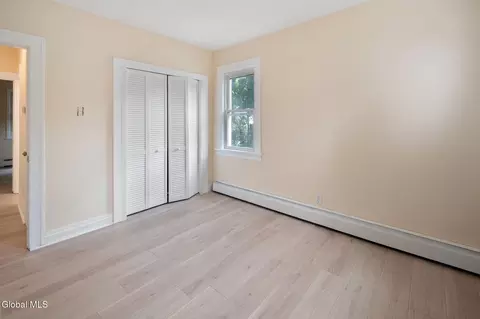 5 Surrey Rd, Glenville, NY 12302 photo 13