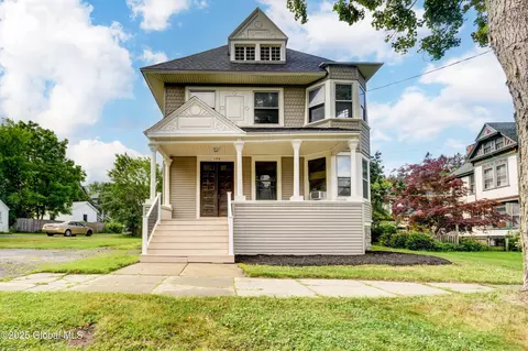 106 W Madison Ave, Johnstown, NY 12095