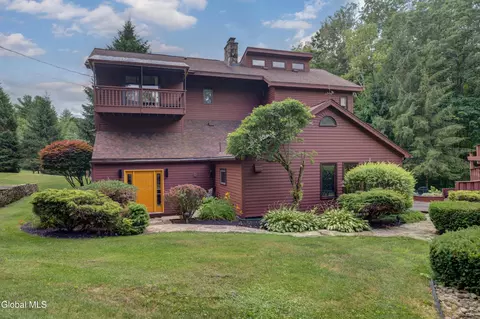 118 Soule Rd, Johnstown, NY 12095