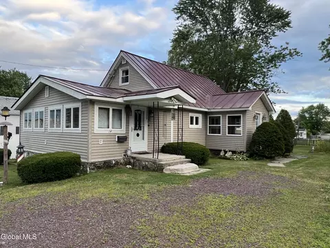 12 Third Ave, Whitehall, NY 12887