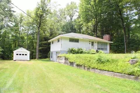 378 Flat Rock Rd, Lake George, NY 12845