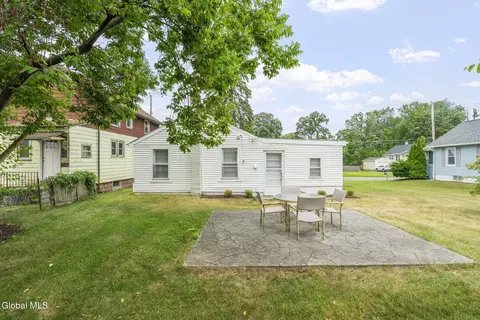 34 Fullerton Ave, Schenectady, NY 12304 photo 17