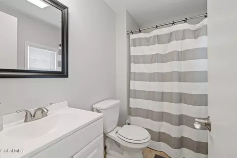 34 Fullerton Ave, Schenectady, NY 12304 photo 19