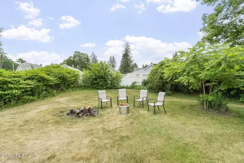 34 Fullerton Ave, Schenectady, NY 12304 photo 3