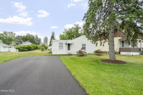 34 Fullerton Ave, Schenectady, NY 12304 photo 18