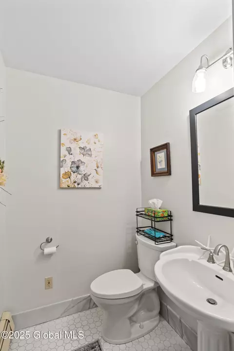 Bath - 66 Schaeffer Rd, Petersburgh, NY 12138 photo 4 of 5