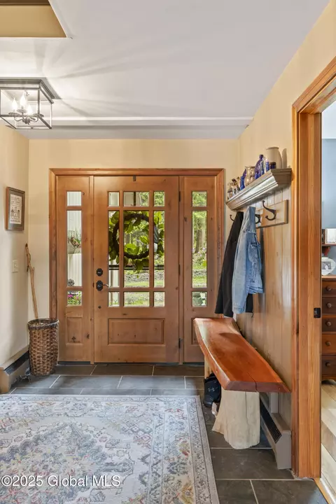 Entry Way - 66 Schaeffer Rd, Petersburgh, NY 12138 photo 3 of 5