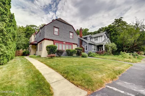 1151 Oxford Pl, Schenectady, NY 12308
