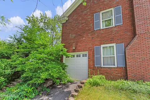 1101 Ardsley Rd, Schenectady, NY 12308 photo 3