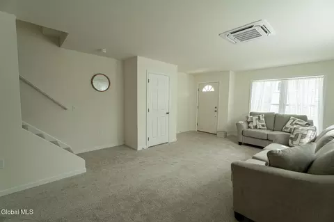 424 Summit Ave, Schenectady, NY 12307 photo 25