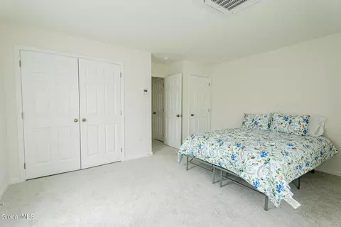 424 Summit Ave, Schenectady, NY 12307 photo 38