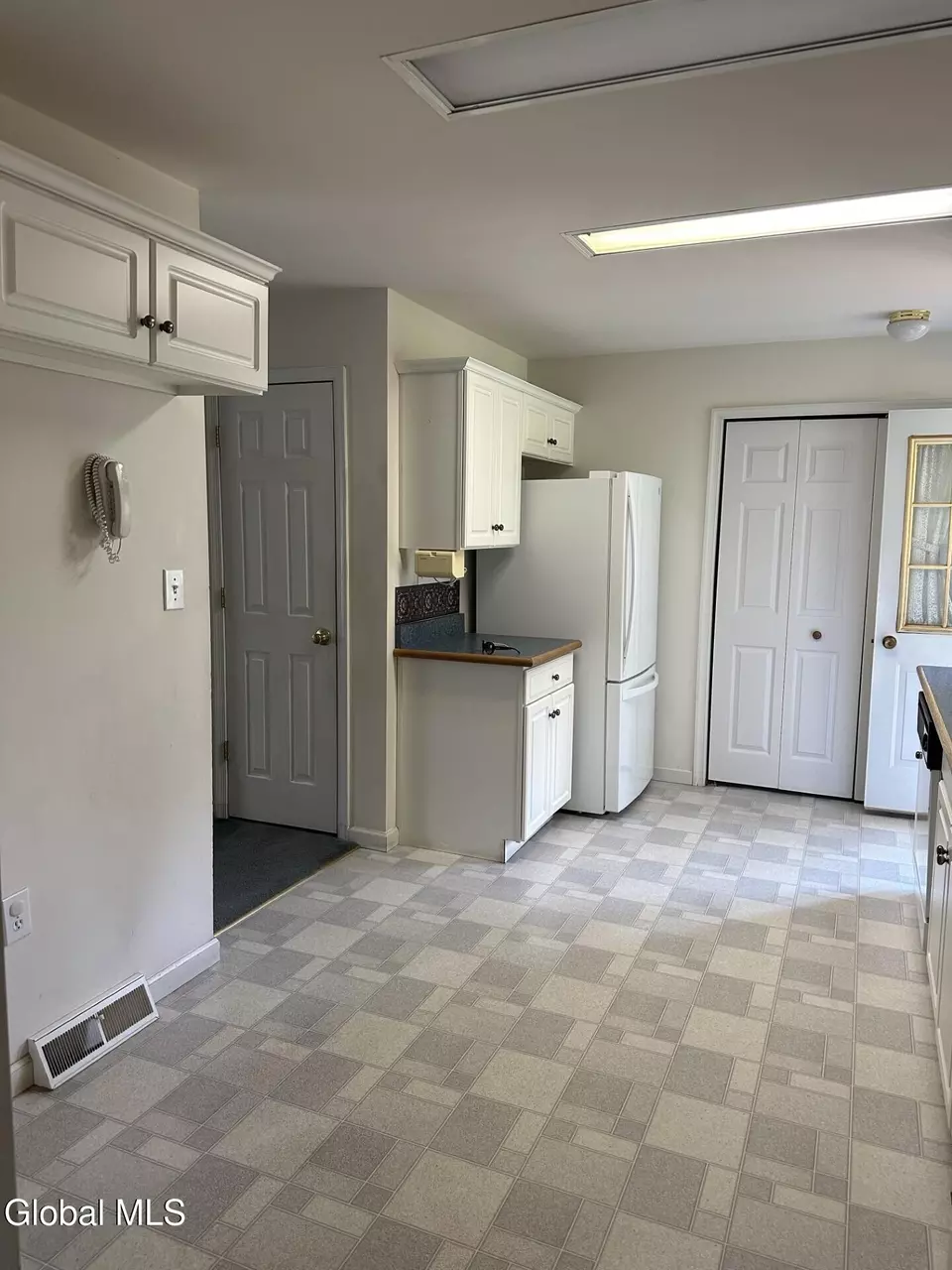 Kitchen - 455 Luzerne Rd, Queensbury, NY 12804 photo 4 of 4