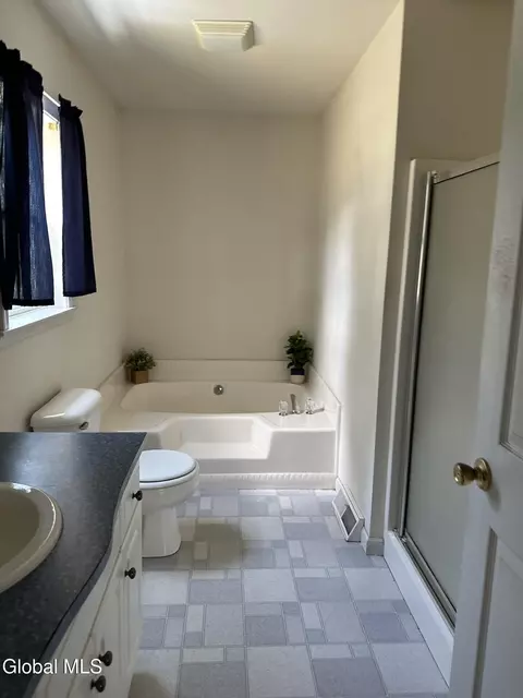 Bath - 455 Luzerne Rd, Queensbury, NY 12804 photo 1 of 1