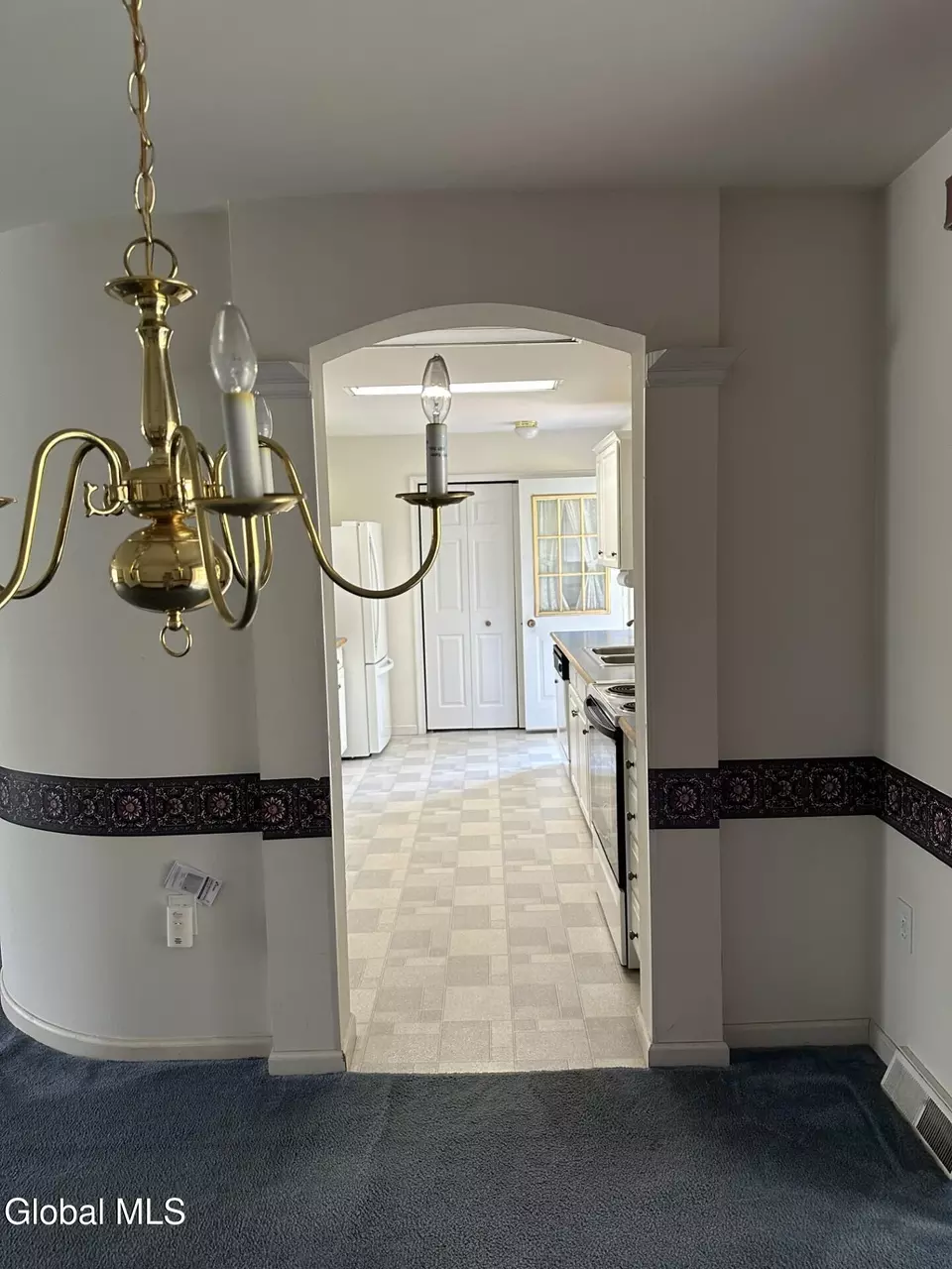 Dining - 455 Luzerne Rd, Queensbury, NY 12804 photo 2 of 2