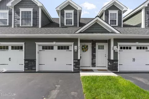 11 Kasey Pass, Ballston Spa, NY 12020