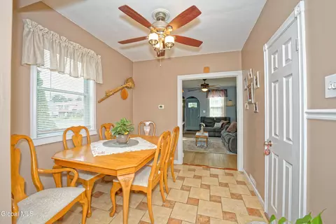 Dining - 1752 Van Cortland St, Schenectady, NY 12303 photo 1 of 2