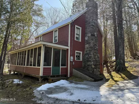 598 Ny State Route 74, Paradox, NY 12858