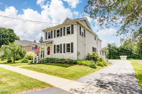 95 W Main St, Broadalbin, NY 12025