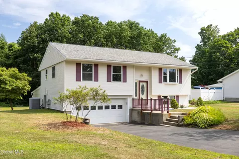 64 Feeder Dam Rd, South Glens Falls, NY 12803