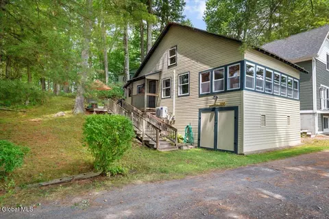 2235 Oaks Rd, Argyle, NY 12809 photo 2