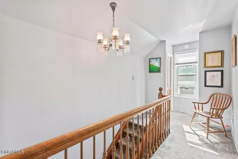 236 Cherry St, Schenectady, NY 12306 photo 8