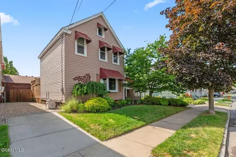 236 Cherry St, Schenectady, NY 12306