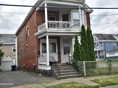 508 2nd St, Watervliet, NY 12189