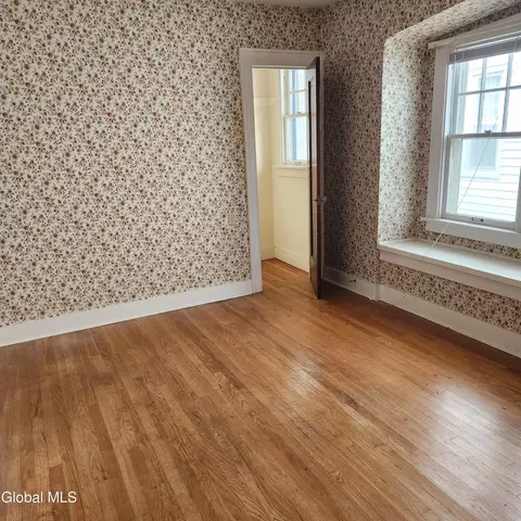 1306 Garner Ave, Schenectady, NY 12309 photo 8