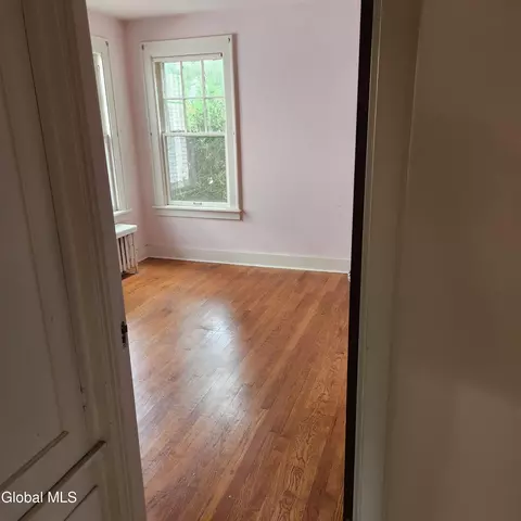 1306 Garner Ave, Schenectady, NY 12309 photo 5