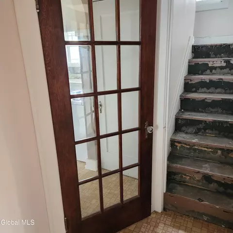 1306 Garner Ave, Schenectady, NY 12309 photo 4