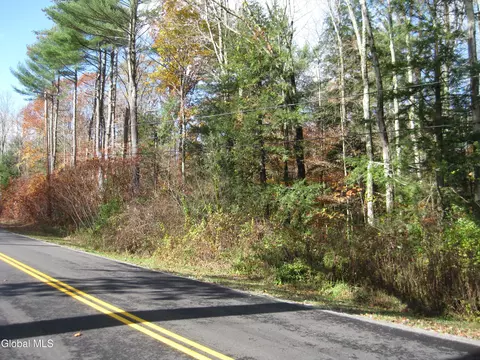 L2 Strong Road, Gansevoort, NY 12831