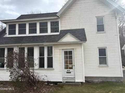 614 Kenwood Ave, Delmar, NY 12054