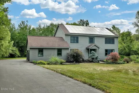 727 Riverview Rd, Rexford, NY 12148