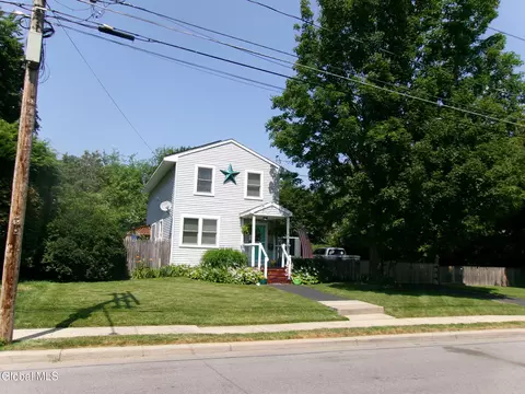 418 Glen Ave, Scotia, NY 12302