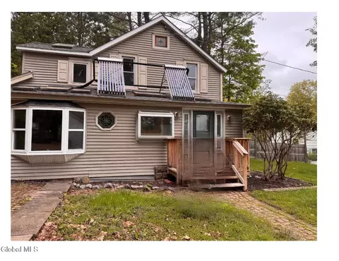 161 East St, Oneonta, NY 13820