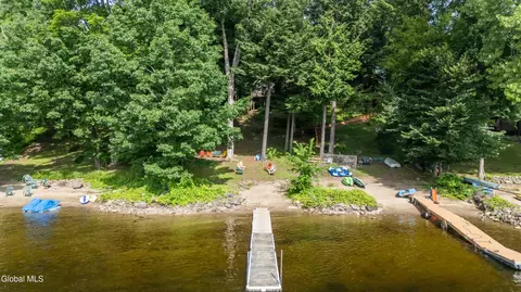 230 Kunkel Pt, Mayfield, NY 12117