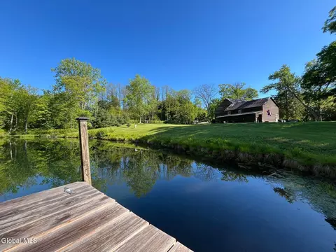 9 Woodchuck Hill Rd, Lake George, NY 12845