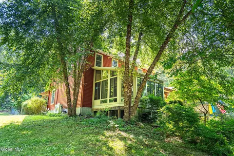 132 Rabbit Rd, Greenwich, NY 12834
