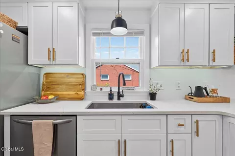 Kitchen - 23 Gleason Rd, Glenville, NY 12302 photo 3 of 5