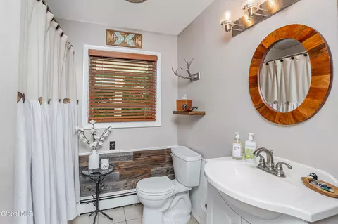 Bath - 66 E Shore Dr, East Berne, NY 12059 photo 3 of 5