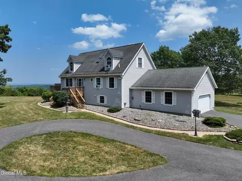 2960 New Scotland Rd, Voorheesville, NY 12186