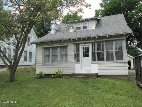 49 North Blvd, Gloversville, NY 12078