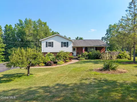 4441 Ny Highway 43, Rensselaer, NY 12144