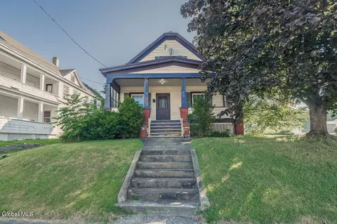 39 Kreisel Ter, Amsterdam, NY 12010
