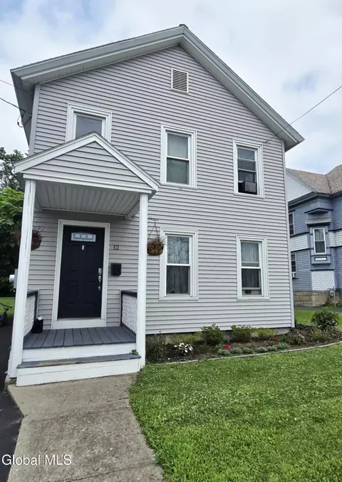 12 Mccrea St, Fort Edward, NY 12828