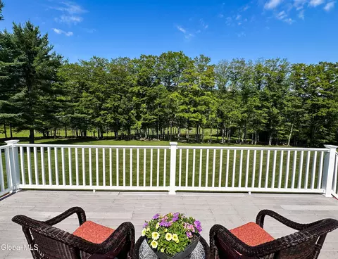 Exterior - 175 Gifford Rd, Greenville, NY 12083 photo 1 of 4