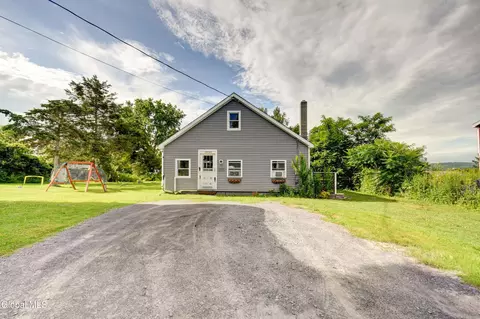 10193 Western Turnpike Tpke, Delanson, NY 12053