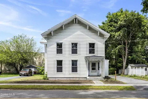 33 Maple St, Hudson Falls, NY 12839