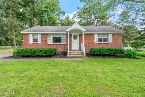 6 Pauline Ave, Albany, NY 12203